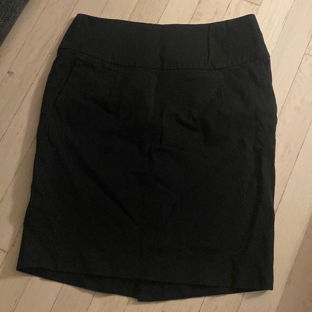 Banana republic skirt size 6 black
